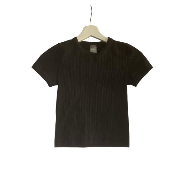 aritizia sunday best black ribbed cropped tshirt Size XS - Picture 1 of 10